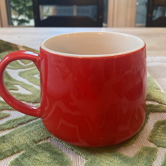 TEN ACRE GIFTS Santa Mug - Picture 2 of 3